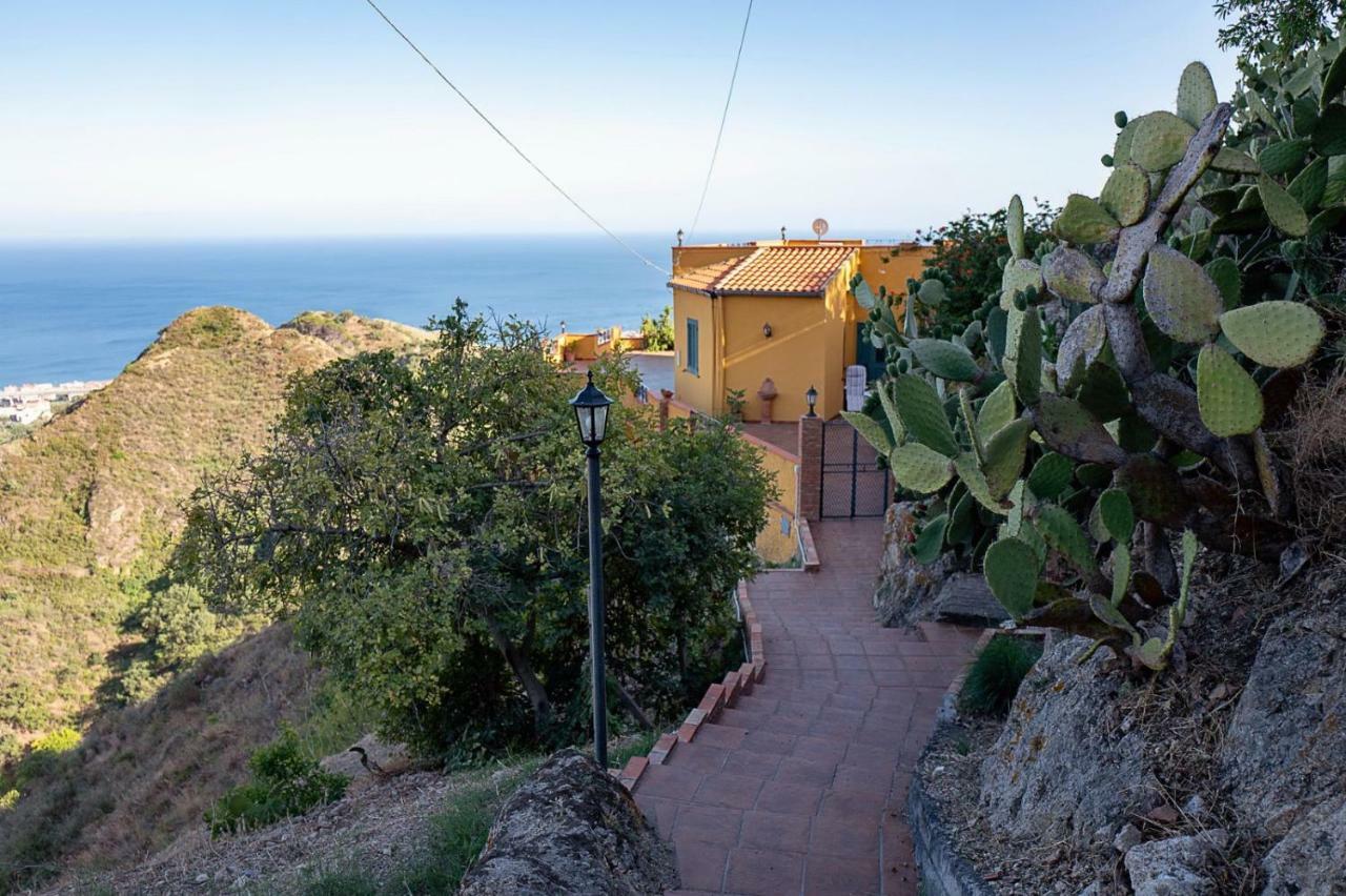 Marachia Apartment Savoca Εξωτερικό φωτογραφία